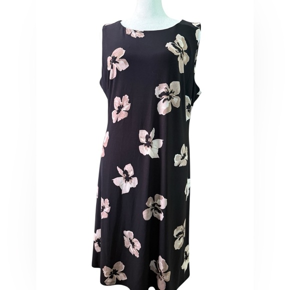 Tommy Hilfiger Dresses & Skirts - Tommy Hilfiger Floral Sleeveless Black Dress Size 12